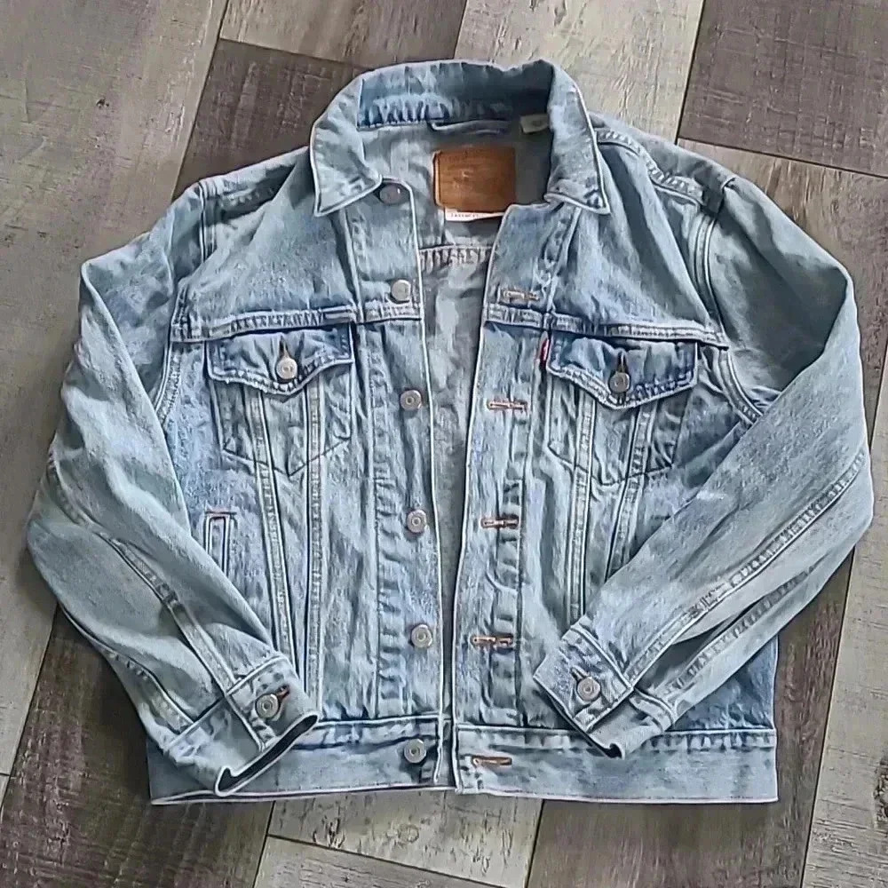 Levi's Ex-Boyfriend Trucker  Jacket - Ladies XS - LIKE NEW